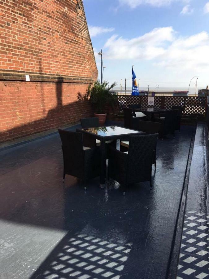 The Marine Pub Hotel Great Yarmouth Exterior photo