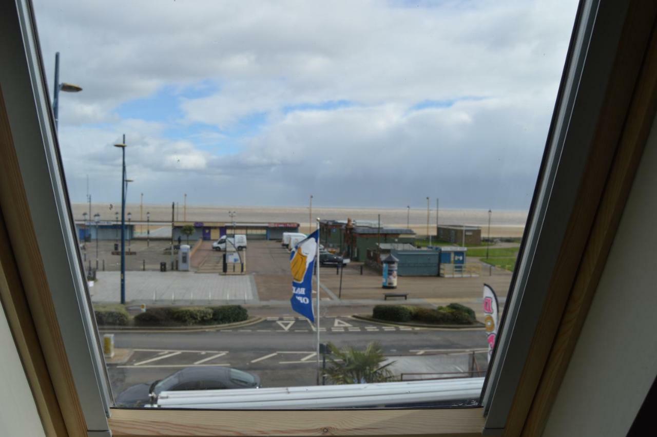 The Marine Pub Hotel Great Yarmouth Exterior photo